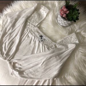 3/$15 Rue 21 adorable lace top